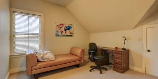 FULLY FURNISHED-  AVAILABLE NOW! 3 Bedroom / 3 Bath Fully- Furnished Brick home Gallery 12