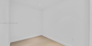 501 West Ave Gallery 29