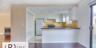 Gorgeous townhouse in a quiet 6-unit gated complex Gallery 16