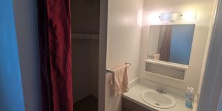4 Plex - 2 Bedroom Unit and 1 Bath for Rent. Gallery 8