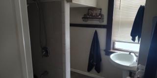 1748 Finch Street Gallery 12