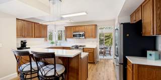 8017 Springshire Drive Gallery 8