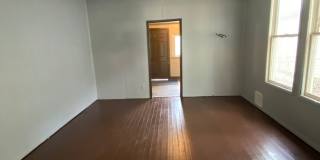 2 BEDROOM 1 BATH Gallery 5