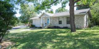 Hidden Gem Near South Congress – 3 Bed / 1 Bath Gallery 1