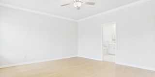 18072 Longleaf Drive Gallery 16