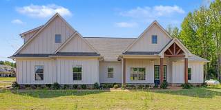 4677 Taylor Trail Gallery 1