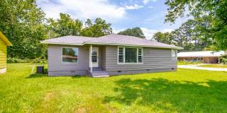 3 Bedroom 1 Bath home in Kensett Gallery 1