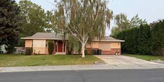 3 Bedroom Montlake Rambler Gallery 1