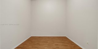 3393 NE 11th Dr Gallery 12