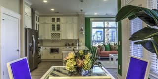 Solstice Signature Apartment Homes Gallery 32