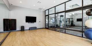Hays Park Gallery 20