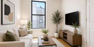 386 Manhattan Avenue Gallery 1