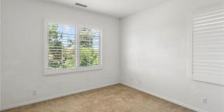 68 Bloomington Gallery 12