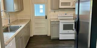 Charming 2 Bedroom Home on Westside Gallery 12