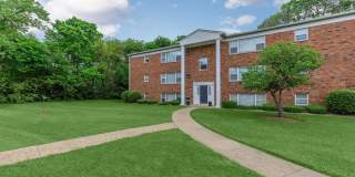Nobb Hill Apartments Gallery 1