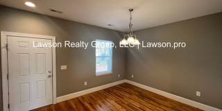 Luxurious Colonial Green Townhome with Garage Gallery 12