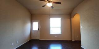 Wood Like Tile Flooring & Vinyl Plank - No Carpet / 1 Story Unit/ Fenced in Yard / Interior Washer Dryer Connections / CISD Gallery 8