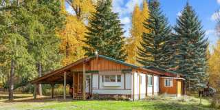 Spacious 2-Bed, 1-Bath Rental with Bonus Room & Large Lot Gallery 1