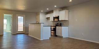 PRE-LEASE! Great 3/2/2 Located in Frenship ISD Gallery 4