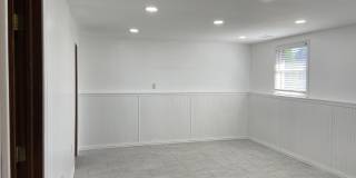 14218 Windsor St Gallery 16