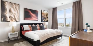 Station Bay Gallery 50
