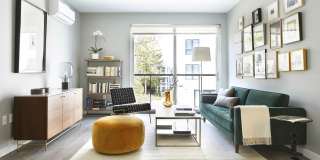 3200 Washington Gallery 25