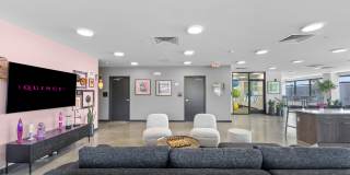 The Quincy Gallery 17