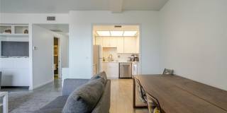 321 S San Vicente Boulevard Gallery 12