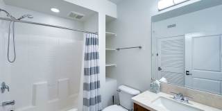 Beautiful 2bd 2bath Luxury Apartment in Torrance Gallery 8