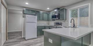 Spacious 4 Bedroom/2.5 Bath Hazell Dell Home! Gallery 10