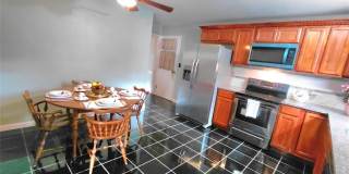 874 Hollyridge Drive Gallery 12