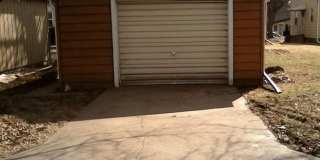 Charming 2-Bedroom Unit in Quiet Moline Location Gallery 14