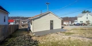 Beautiful 2 bedroom home in Port Vue available August 15! Gallery 23