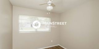 4395 Sherwood Boulevard Gallery 11