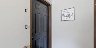 10208-C ASHBROOKE Court Gallery 2