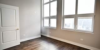 3833 N Broadway Gallery 388