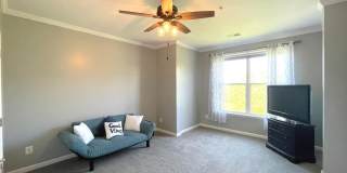 634 OYSTER BAY Place Gallery 18
