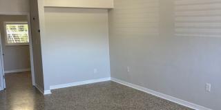 For Rent in Southgate Gallery 14