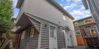 128 20th Ave E Gallery 1