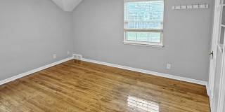 3746 Brewster Street Gallery 9