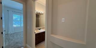 Stunning Seven Oaks Home! Gallery 7