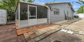 2401 SW 102nd Ave Gallery 25