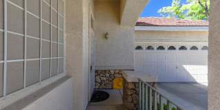 Beautiful One Story 2 Bedroom Townhome With 2 Car Attached Garage Gallery 5