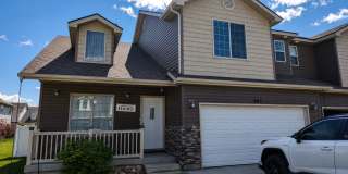 3 Bed 2.5 Townhome Gallery 1