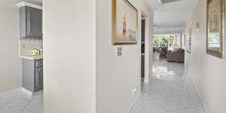 1001 Flame Vine Avenue Gallery 8