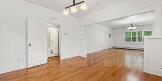 911 Cook St Gallery 10