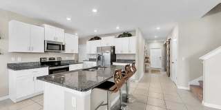 Beautiful 6BR with Amenities - Now Available! Beautiful 6BR with Amenities - Now Available! Gallery 8