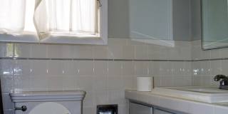Charming 3 Bed/1.5 Bath in Desirable College Heights Location! Gallery 8