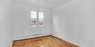 523 E 148th Street Gallery 16