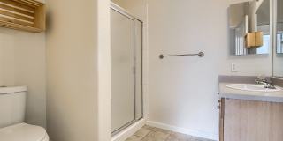 Beautiful Two Bedroom Condo in Littleton Gallery 20
